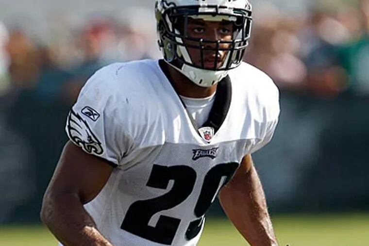 Defensive coordinator Juan Castillo predicted that Eagles safety Nate Allen eventually will be a Pro Bowler. (Yong Kim/Staff file photo)