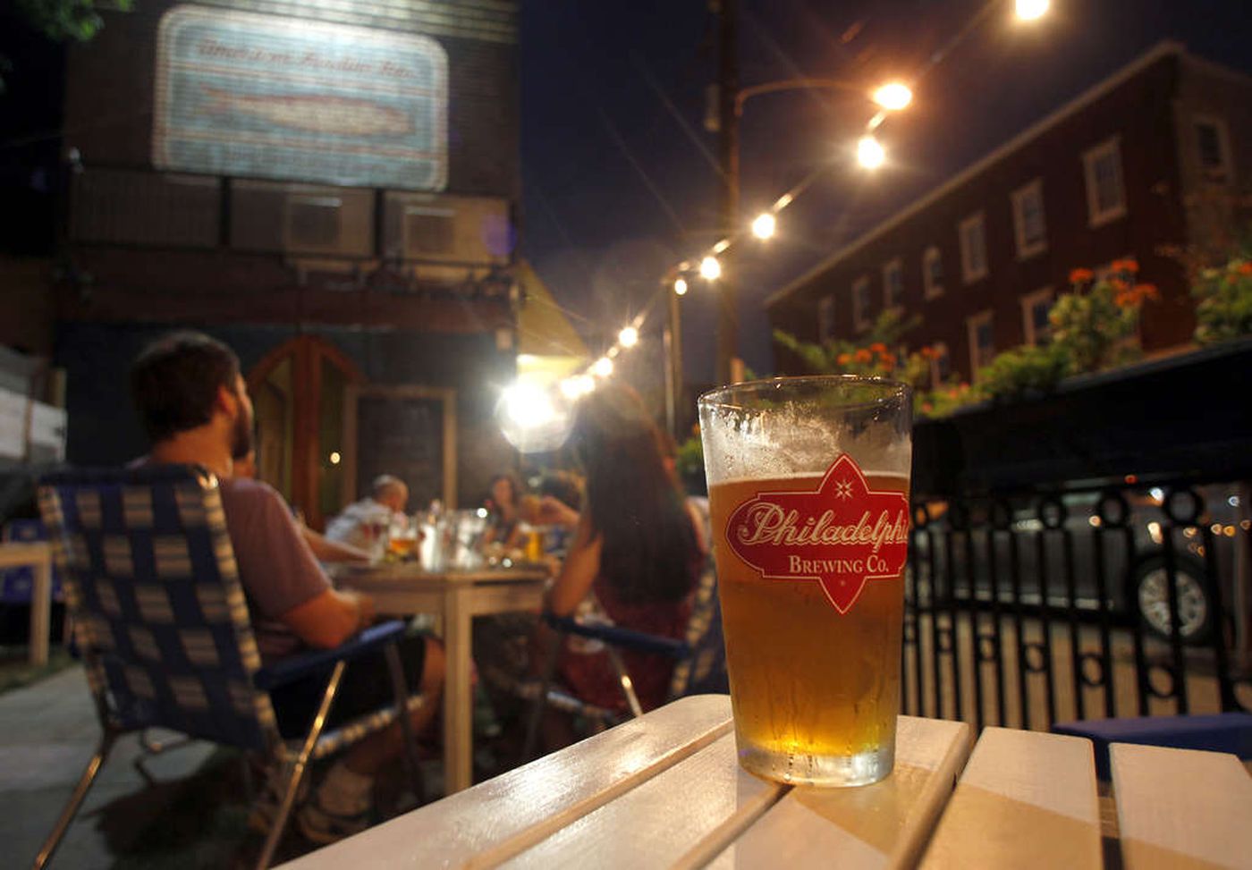 An Outdoor Dining Guide To Philly S Patios Courtyards And Rooftops