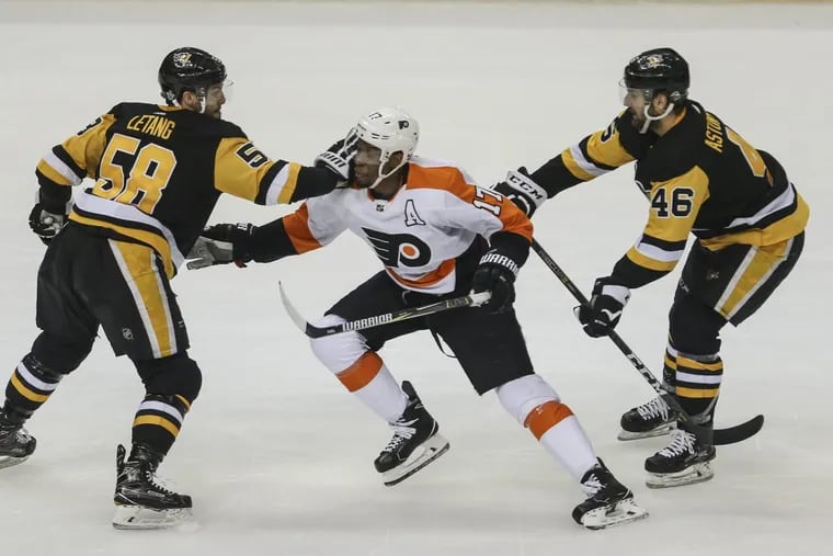 Wayne Simmonds has managed to score only four points in the Flyers’ past two playoff series.