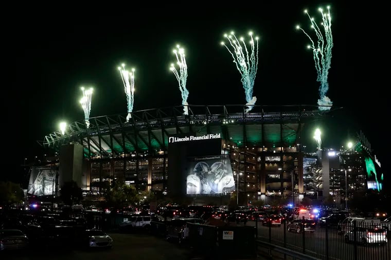 Want to play golf at the Linc? Now you can.