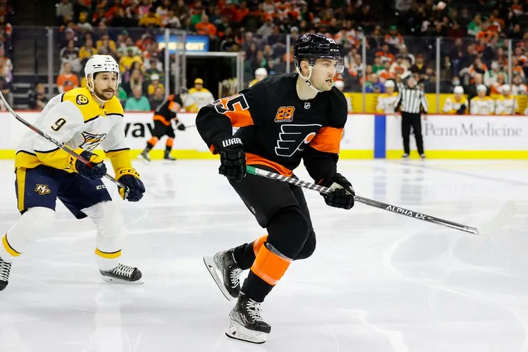 Flyers left wing James van Riemsdyk, who is in the final year of his contract, was shockingly not moved at the trade deadline.