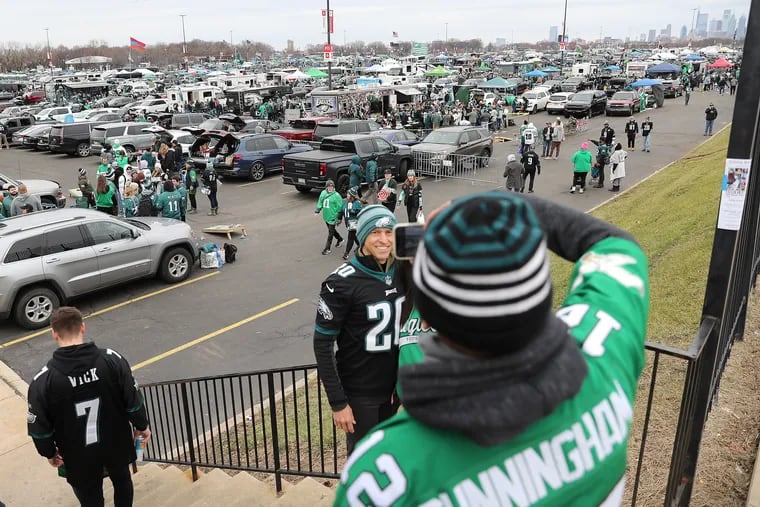 Brock roast,' jeers and cheers: See Eagles fans gear up for the NFC  championship game