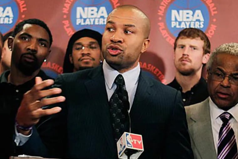 It's unclear whether Derek Fisher, the president of the former union, will be present at Friday's session. (Seth Wenig/AP)