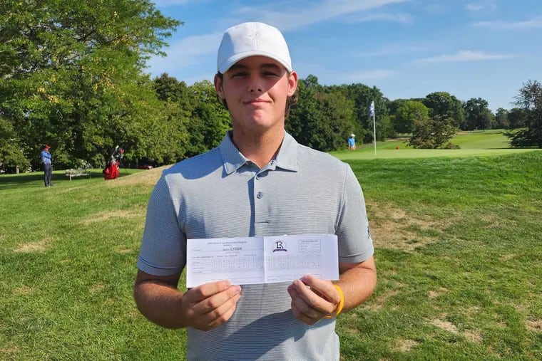 La Salle freshman Kevin Lydon made history in his first college tournament, shooting a 61 in the first round of the Ryan T. Lee Memorial Collegiate tournament.
