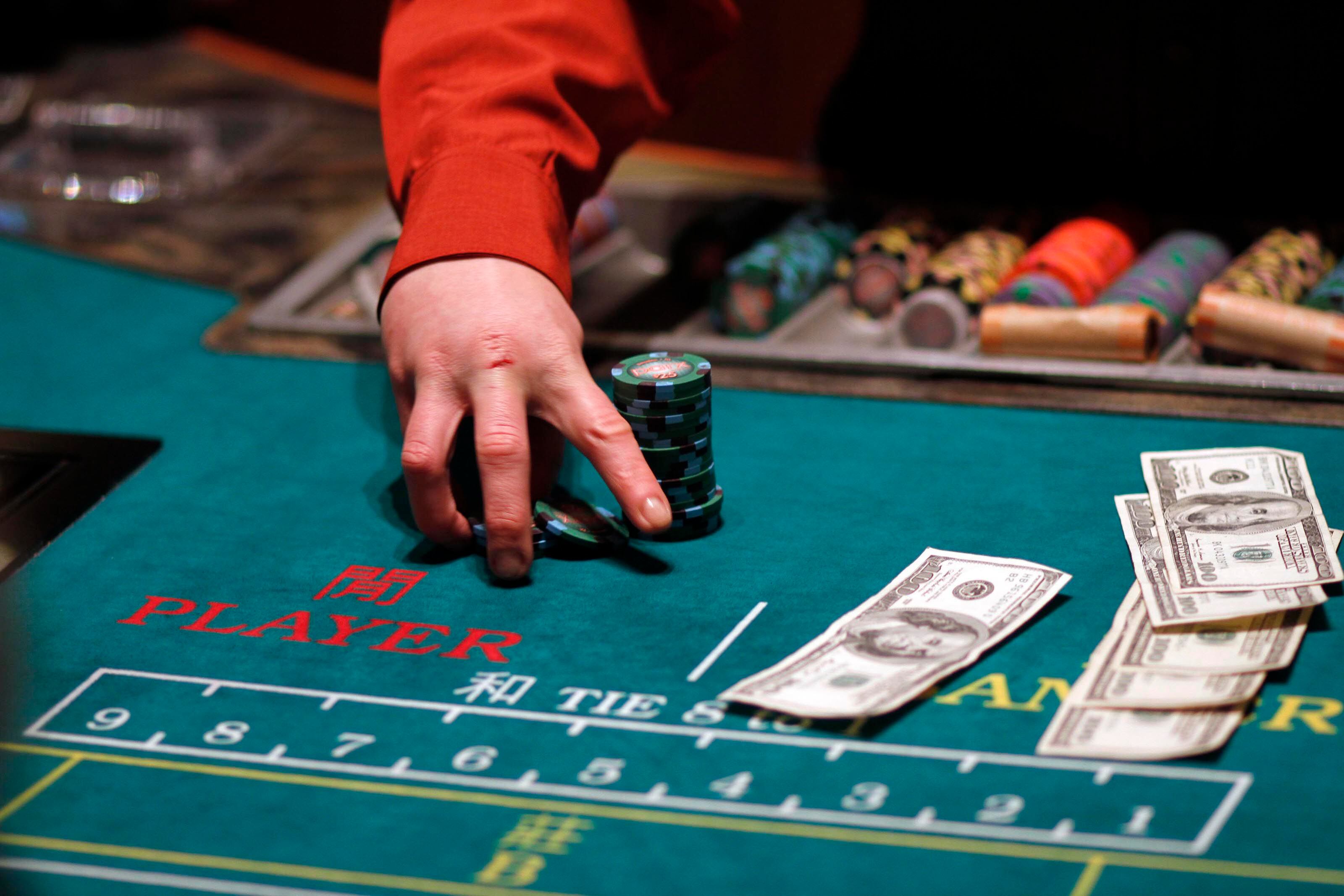 Gambling addiction rises amid COVID pandemic - Los Angeles Times