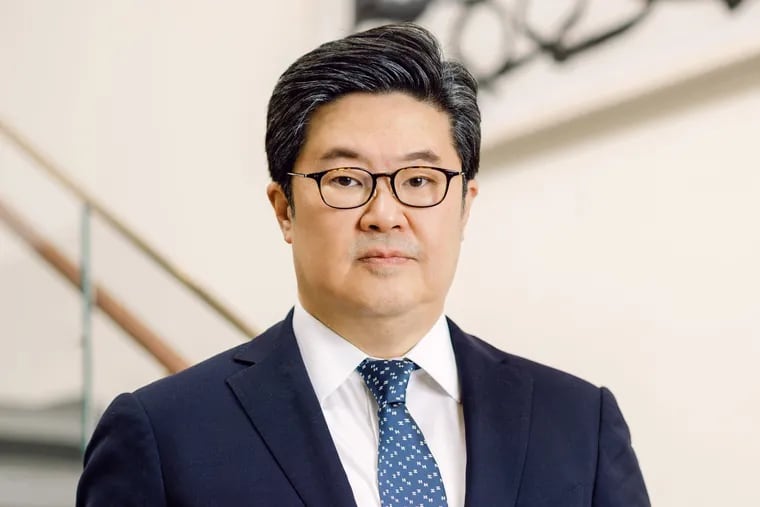 Michael B. Kim, a Haverford College alumnus and incoming board chair, is giving $25 million to the college to start the Institute for Ethical Inquiry & Leadership.