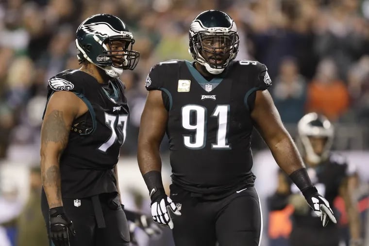 Eagles defensive tackle Fletcher Cox and defensive end Michael Bennett during the game against the Cowboys.