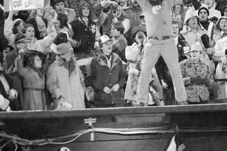 Leading the cheers for the Baltimore Orioles in the 1979 World Series is cabdriver Wild Bill Hagy, who normally roosted in Section 34 at Memorial Stadium.
