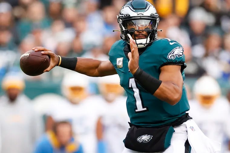 Eagles quarterback Jalen Hurts throws the football against the Los Angeles Chargers on Sunday, November 7, 2021 in Philadelphia.