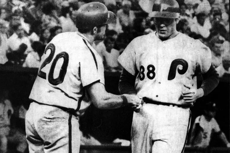 Roger Freed greets Rick Wise after his first homer in the fifth inning of his 1971 no-hitter.