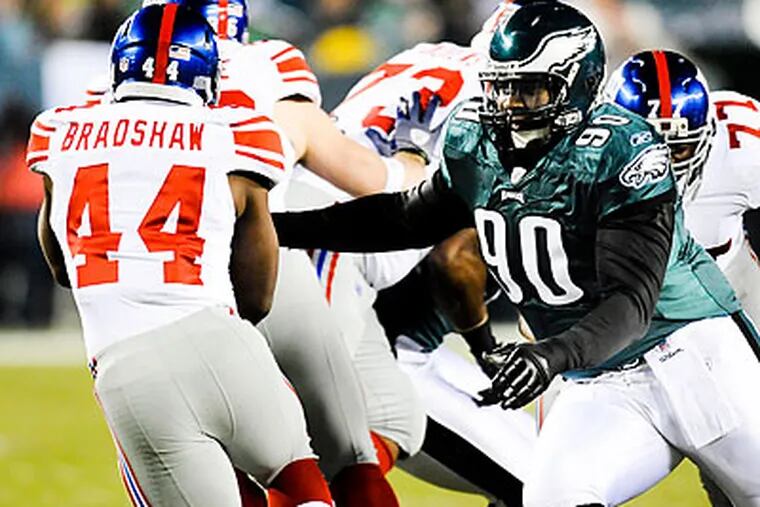 The Eagles signed defensive tackle Antonio Dixon to a 2-year contract on Wednesday. (Clem Murray/Staff file photo)