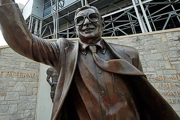 Angelo Di Maria sculpted the statue of Joe Paterno that stands outside Beaver Stadium. <a href="http://www.philly.com/philly/polls/162837216.html"><b>Poll: Tear down statue?</b></a>
 (Gene J. Puskar/AP)