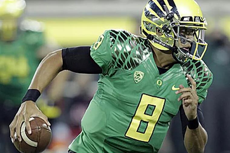 Oregon is currently ranked No. 4 in the BCS standings. (Don Ryan/Staff Photographer)