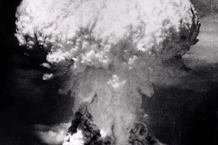 ATOMIC BOMB WORLD WAR II MUSHROOM CLOUD NUCLEAR WEAPON EXPLOSION WWII ATTACK DESTRUCTION