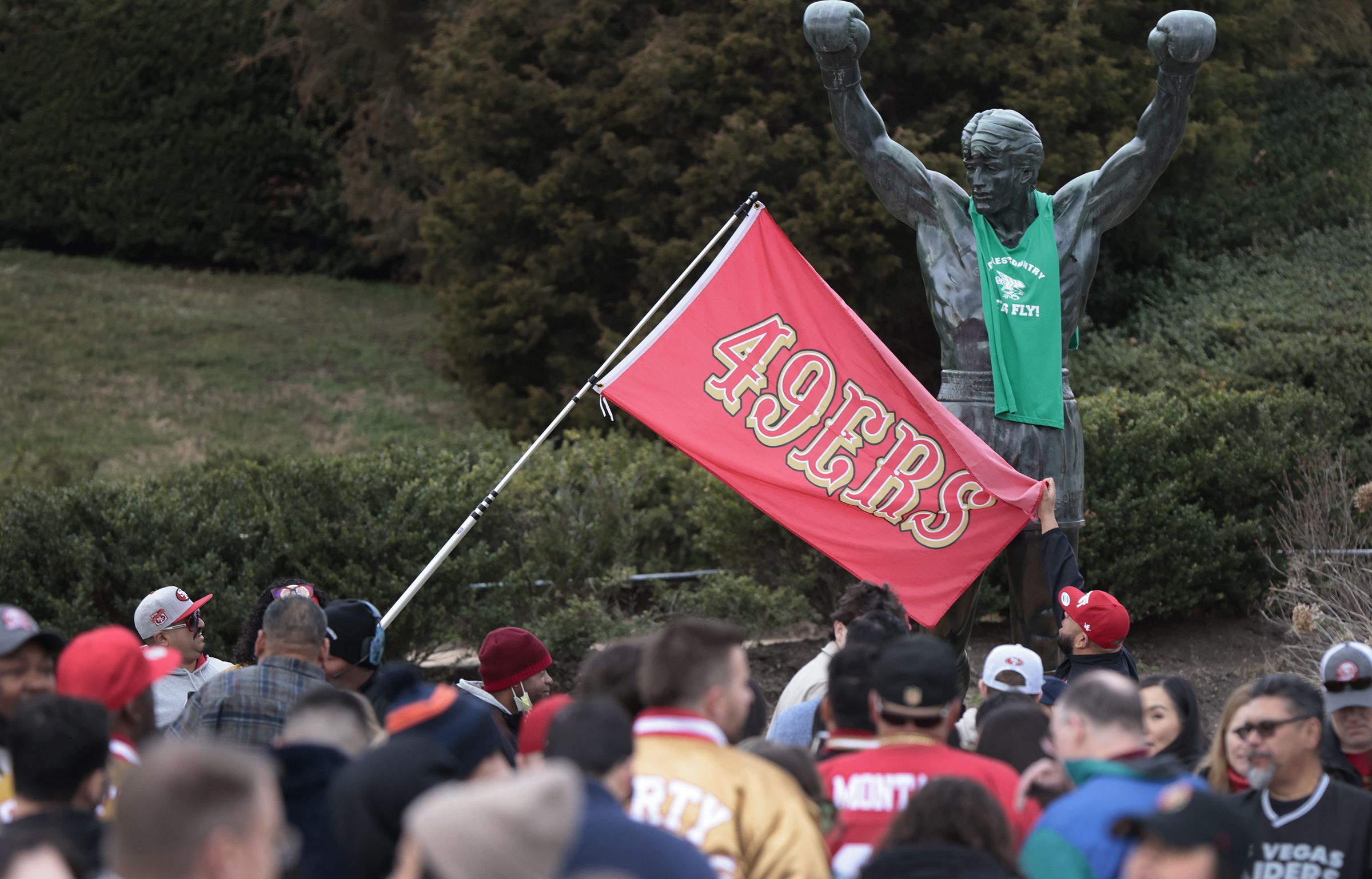 rocky statue 49ers shirt