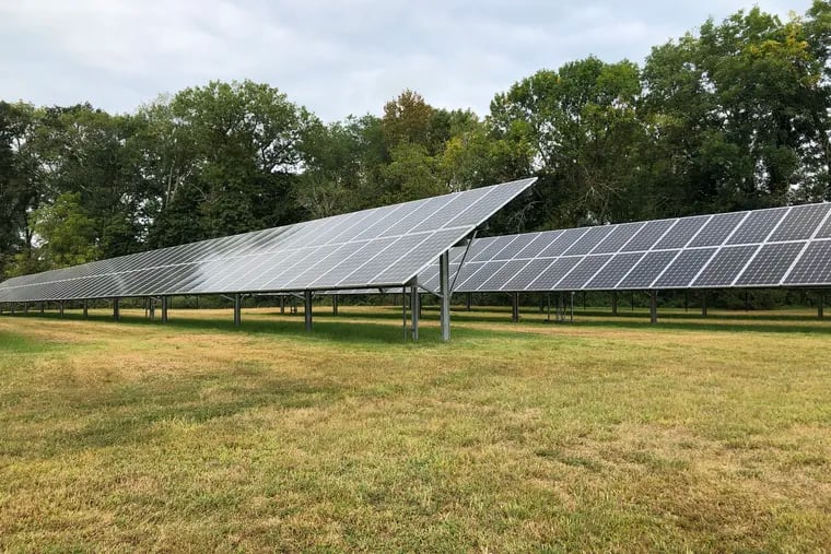 Solar panels supply 100 percent of power to a Wawa in Pemberton, Burlington County, N.J.  The company plans solar installations at 93 stores across the state.