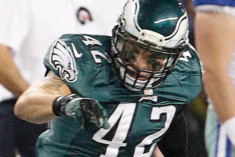 Kurt Coleman would very much like to get a chance to play in the defense the Eagles have now, after spending 12 weeks getting his body and psyche battered behind the wide-nine alignment. (Ron Cortes/Staff file photo)