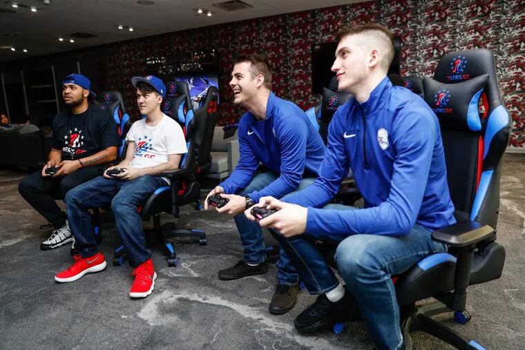From left to right: the 76ers Gaming Club’s Tilton “xTFr3sHxX” Curry, Antonio “Newdini” Newman, Alexander “Steez” Bernstein, and Mihad “IFEAST” Feratovic practice for the upcoming season.
