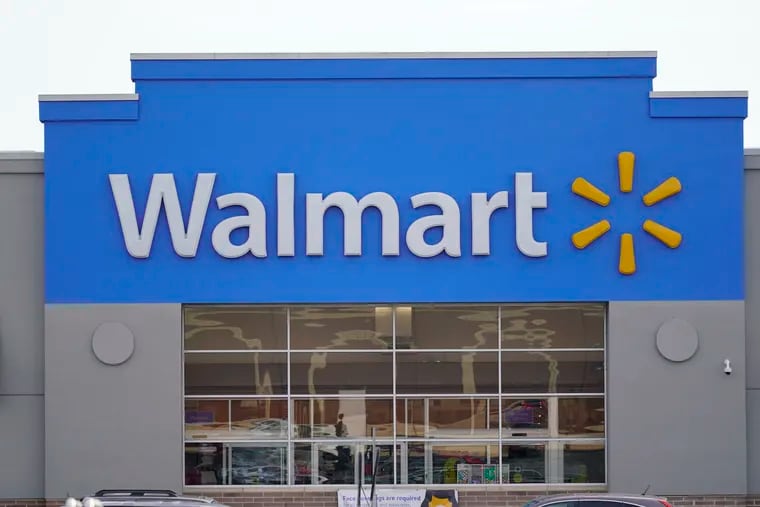 Walmart's employees will get access to more than 30 fertility clinics and in vitro fertilization labs across the U.S.