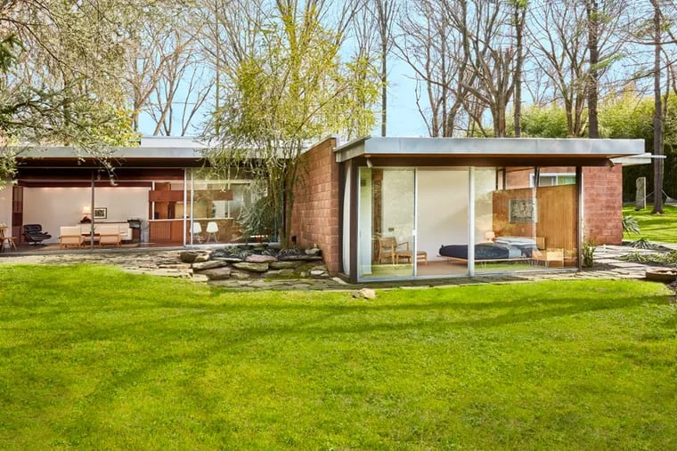 The five-bedroom residence, commissioned in 1958 by artist Kenneth Hassrick for his family, was designed by famed modernist architect Richard Neutra.