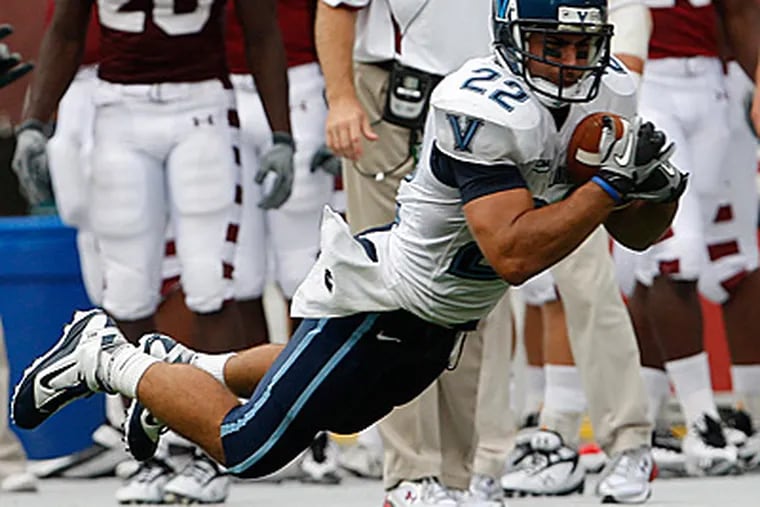 Villanova football may be making the leap to the Big East, one of six BCS conferences. (Ron Cortes/Staff Photographer)