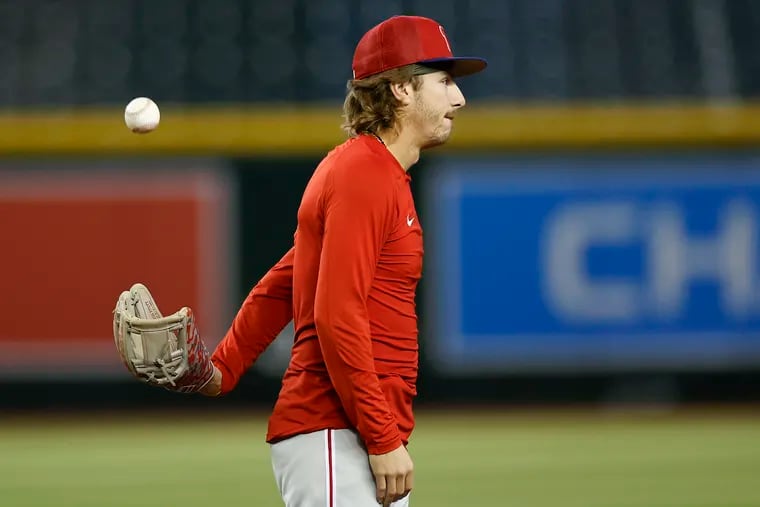 The Phillies' Bryson Stott is a finalist for a Gold Glove at second base.