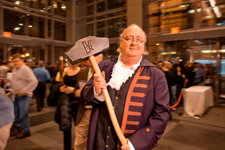 Ben Franklin (portrayed by J. Ward Larkin) wielding the Hammer of Glory at 2010's Philly Beer Week.