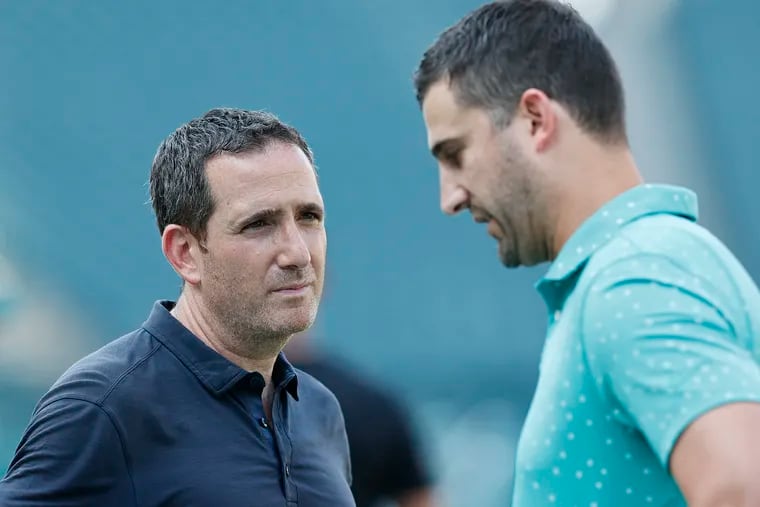 Eagles executive vice president/general manager Howie Roseman (left) with head coach Nick Sirianni before the Eagles played the Pittsburgh Steelers in a preseason game on Aug. 12.