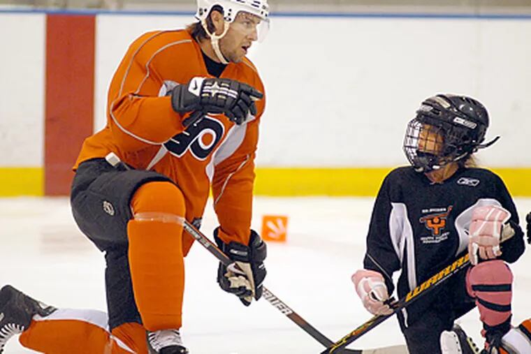 "I think I need a good week of practice, and after that, I should be ready," Simon Gagne said. (April Saul / Inquirer)