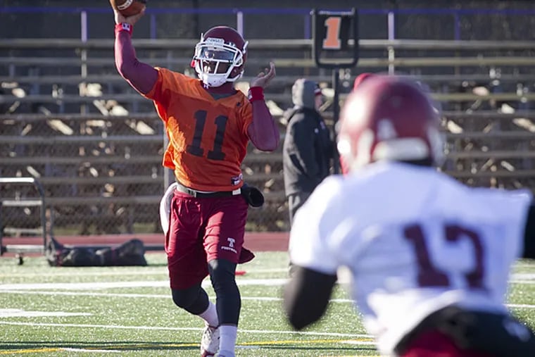 Temple football quarterback P.J. Walker throws a pass during practice. (Alejandro A. Alvarez/Staff Photographer)