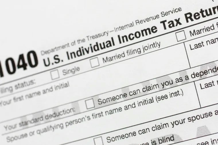 A portion of the 1040 U.S. Individual Income Tax Return form is shown in 2018,