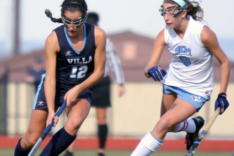 The Villa Maria field hockey team upset Radnor, the No. 1 seed in the District 1 Class 2A quarterfinals on Thursday.