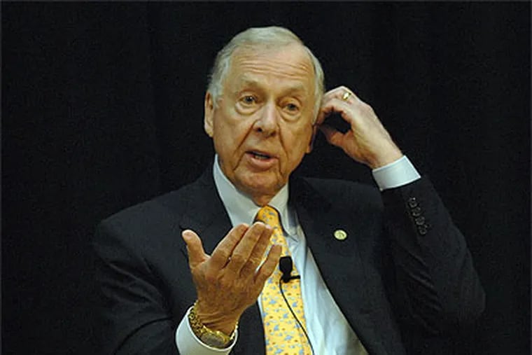 T. Boone Pickens wants cars, trucks, and filling stations to get subsidies to convert to natural gas. (April Saul / Staff Photographer)