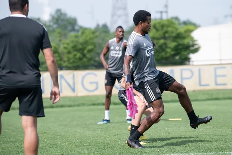 Alvas Powell (right) trained with the Union for a few weeks before his signing with the team became official on Thursday.