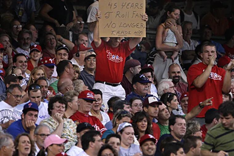 Some fans expressed their feelings on Jimmy Rollins as the Philadelphia Phillies defeated the Washington Nationals at Citizens Bank Park. (Ron Cortes / Inquirer).