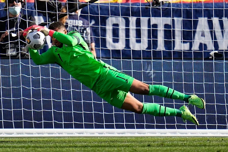 Downingtown's Zack Steffen will start in goal for the U.S. men's soccer team in its big rivalry game against Mexico.