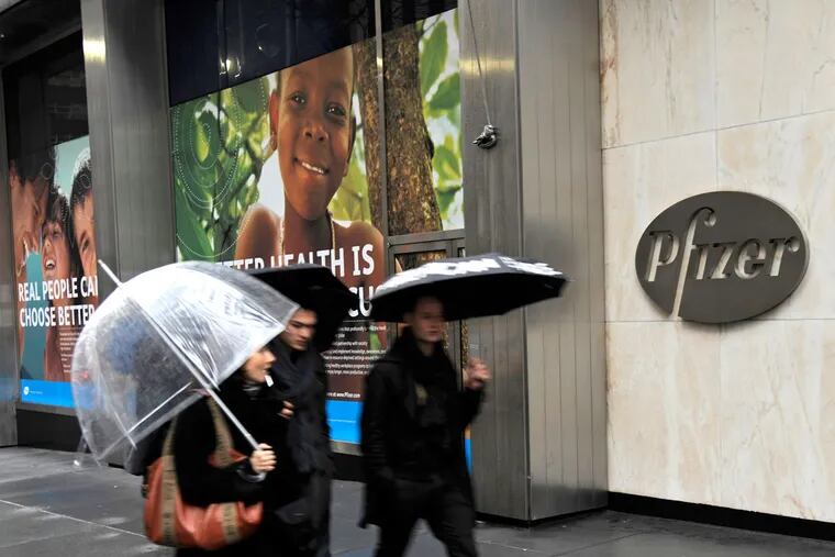 Pfizer said it will go back to its original timeline for a decision by the end of 2016 on breaking up its brand-name drug business and its generic and non-patented drug division into separate companies.
