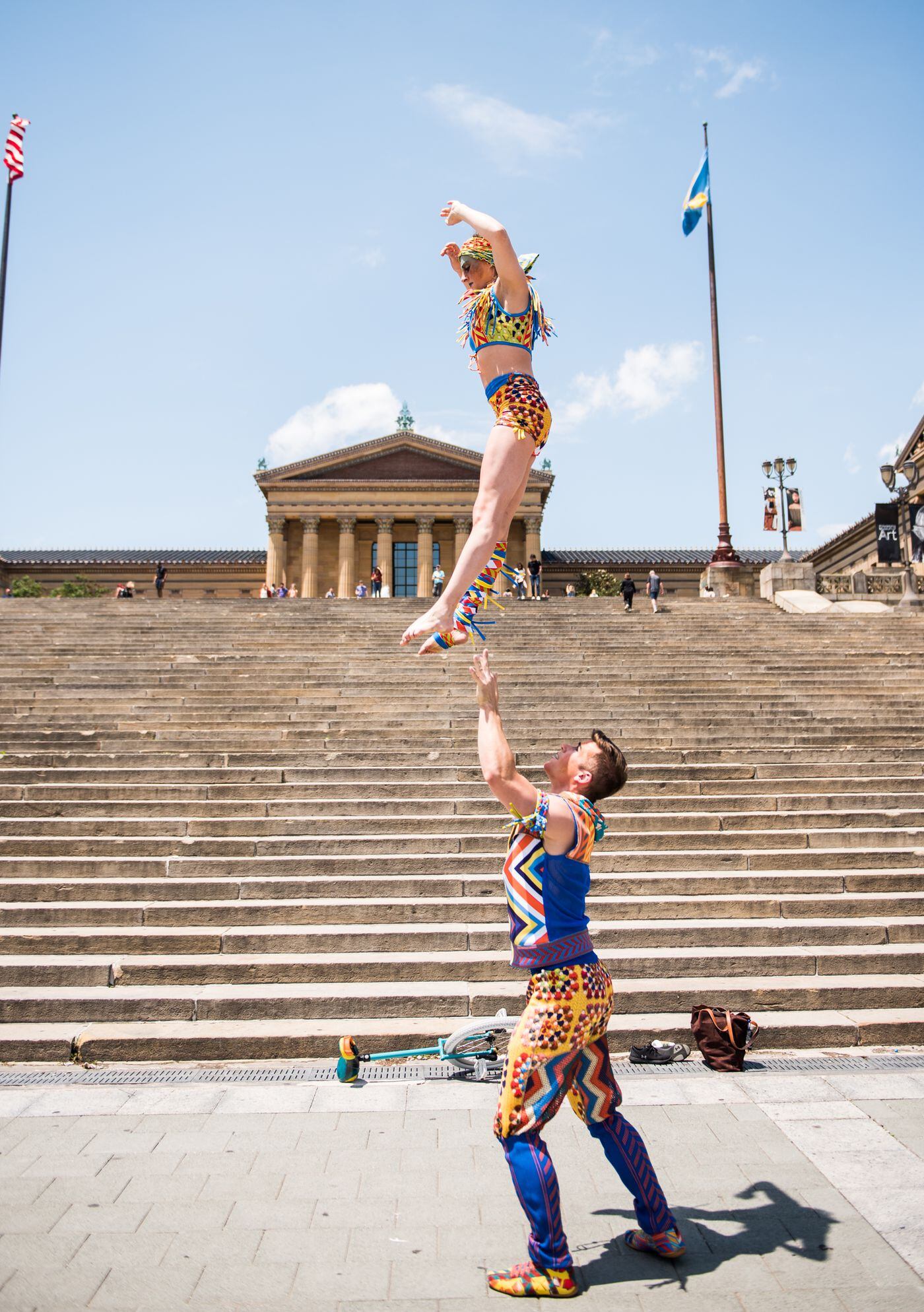 Photos Cirque du Soleil unicycle duo performs free shows at iconic