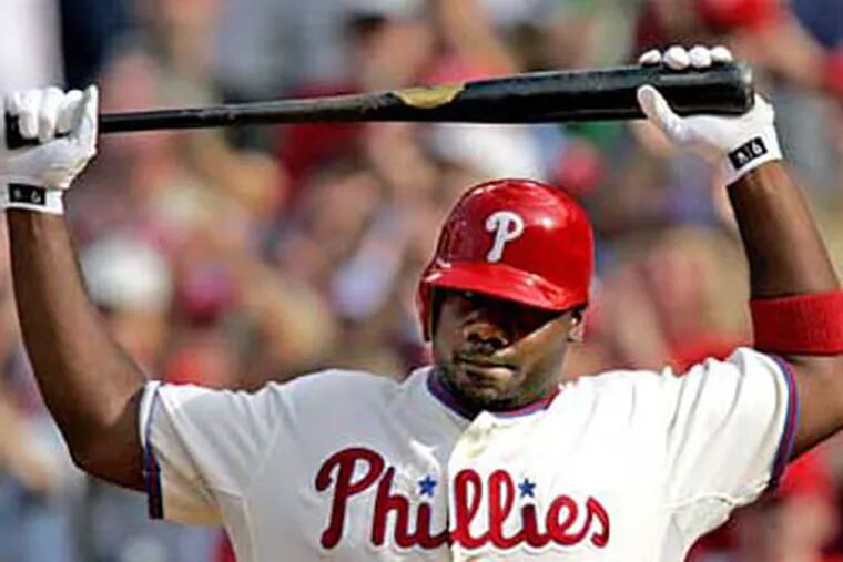 Ryan Howard, who led the majors in homers (153) and RBIs (431) over the last three seasons, is seeking a 2009 salary of $18 million. The Phillies have offered $14 million, a raise of $4 million over the $10 million Howard won in salary arbitration last year. (Michael Perez / Staff Photographer)