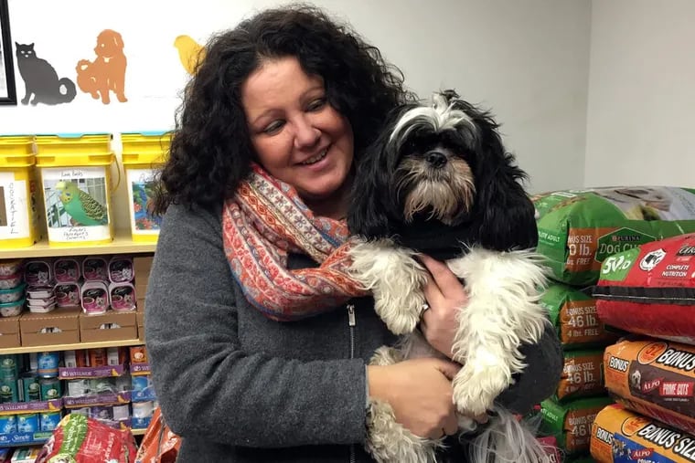 This animal food bank helps pet owners in need