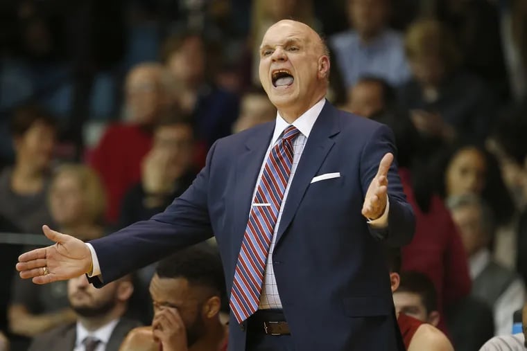 Phil Martelli and the St. Joe's Hawks will play Loyola Chicago this season.