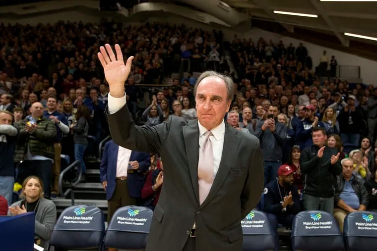 Fran Dunphy acknowledging the crowd in December before his final game at Villanova.
