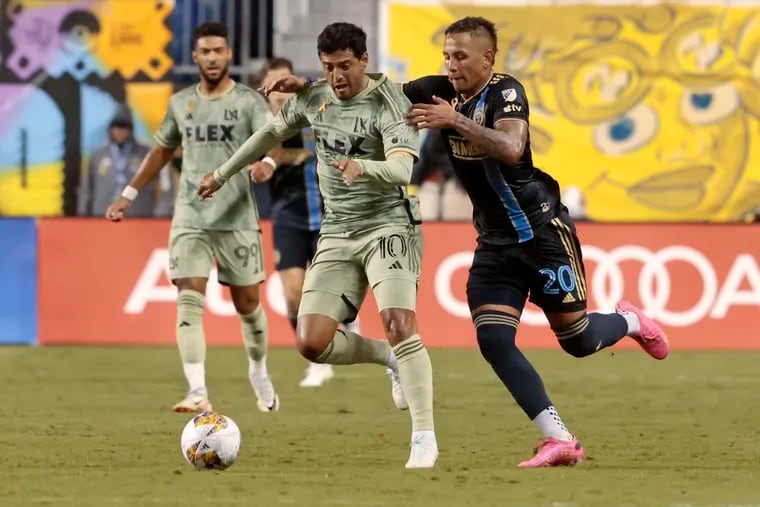 The Union's Jesús Bueno (right) registered four tackles, six interceptions (including a big one late in the second half), and 13 defensive recoveries against LAFC.