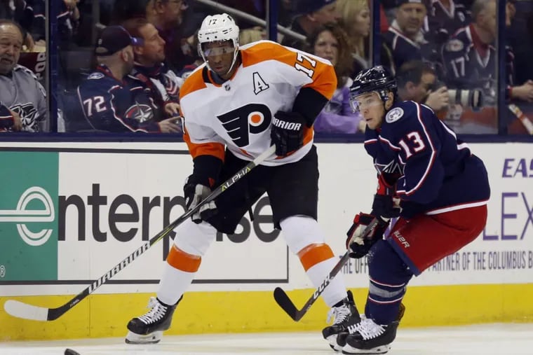 Flyers right winger  Wayne Simmonds (left) will miss two to three weeks with an injury that he may have suffered in a fight Sunday.