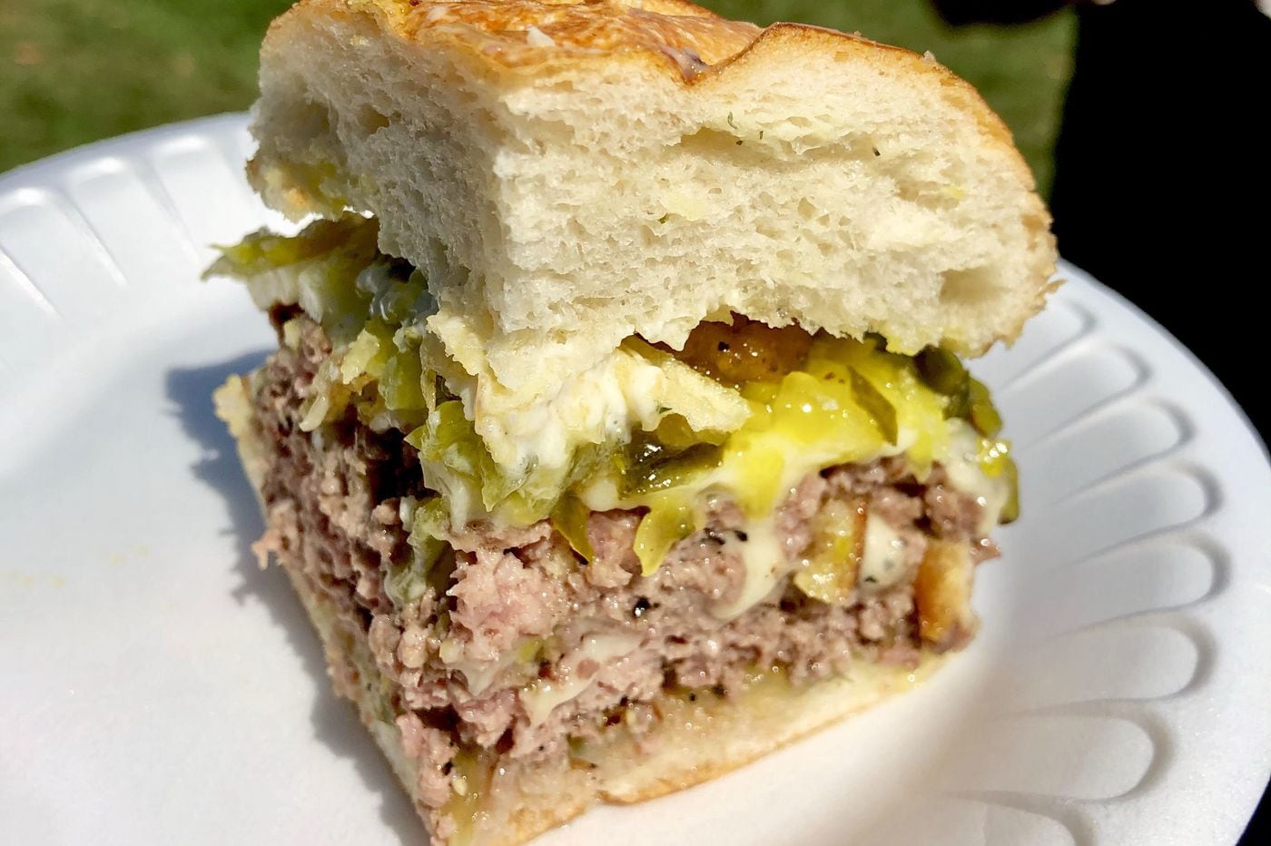 Here’s what makes a winning burger at 2019 Burger Brawl in Philadelphia