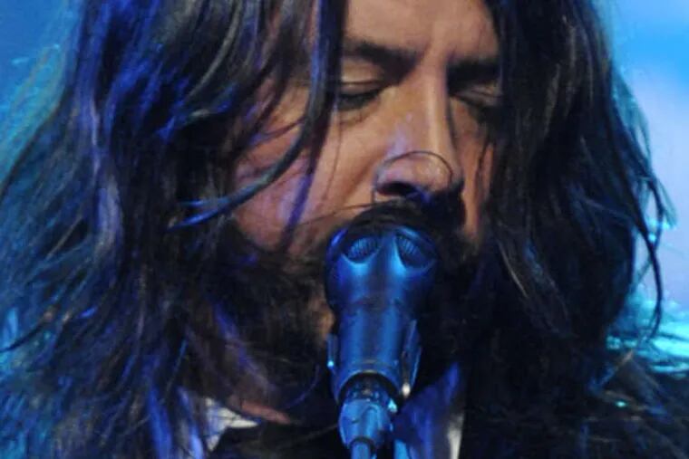 Dave Grohl of the Foo Fighters underwent surgery.