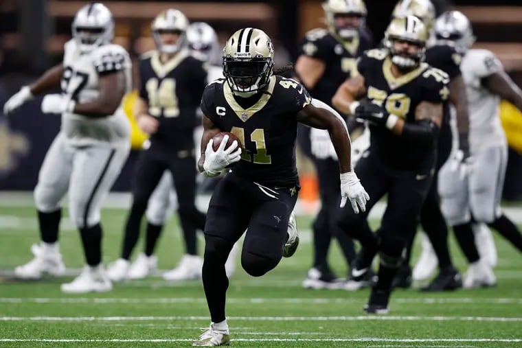 New Orleans Saints running back Alvin Kamara breaks free on a long run against the Las Vegas Raiders in Week 8. Kamara is projected for 63.5 rushing yards against the Baltimore Ravens on Monday Night Football. (Photo by Sean Gardner/Getty Images)