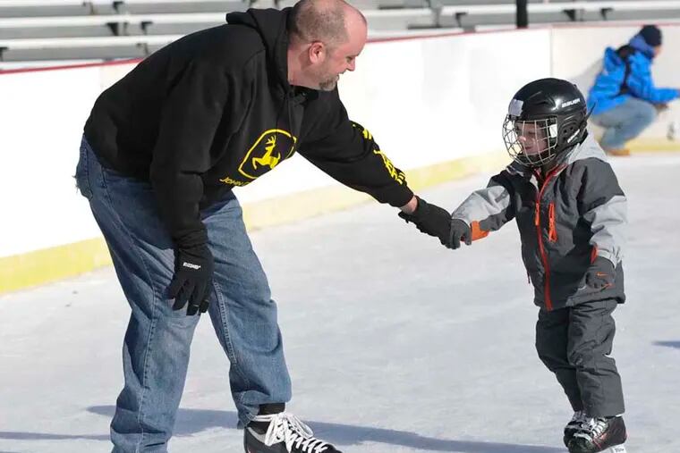 Ice skating rink debuts in Cooper River Park