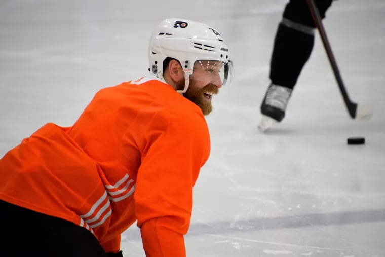 Flyers captain Claude Giroux returned to practice after clearing COVID-19 protocols. He entered them on Jan. 4 while the Flyers were in Anaheim, Calif.