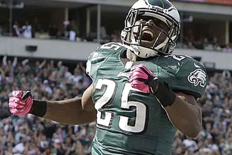 LeSean McCoy could find success against the Falcons' 28th-ranked run defense. (David Maialetti/Staff file photo)